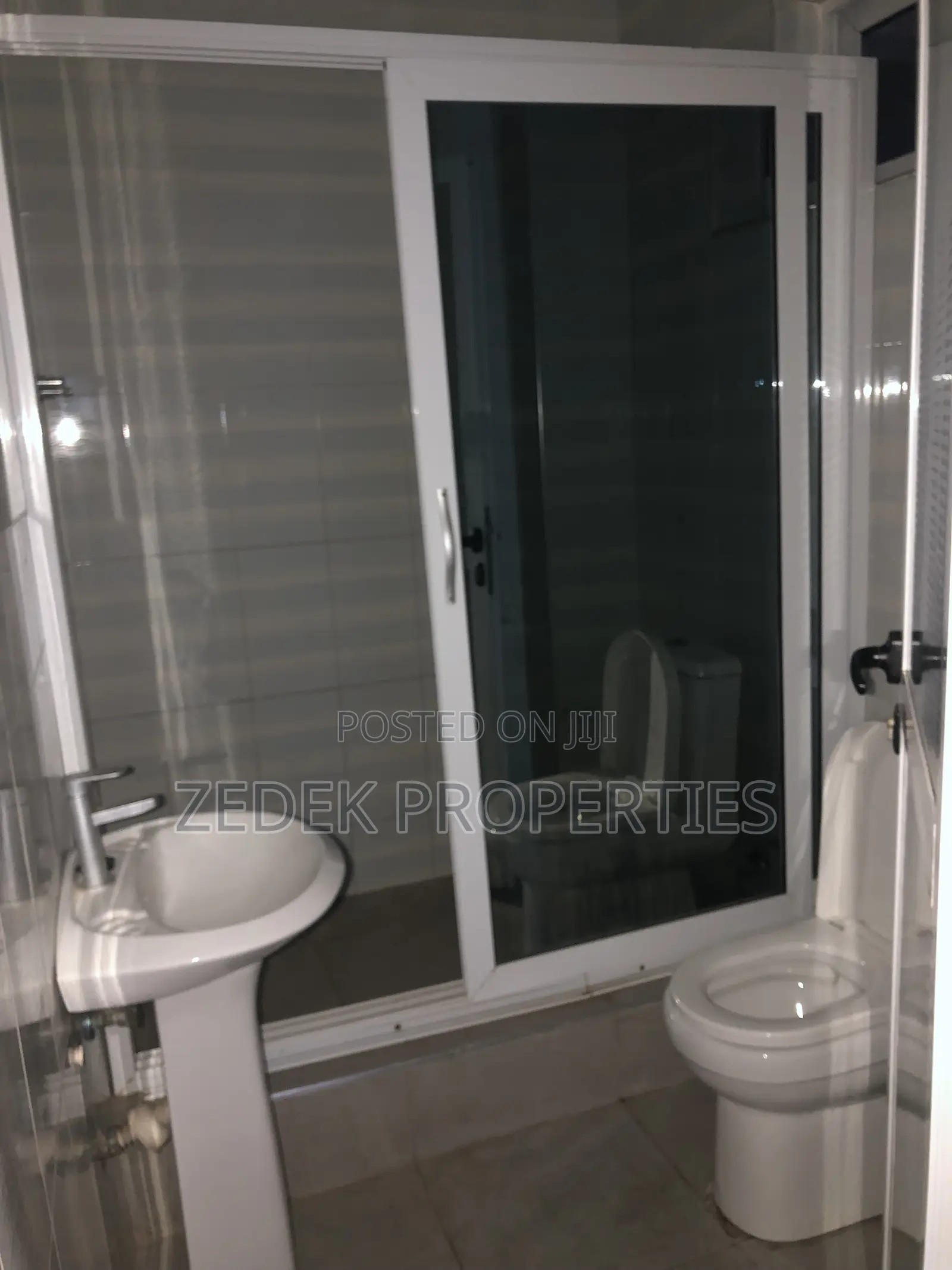2bdrm Apartment in Kwabenya, Ashomang Estate for rent