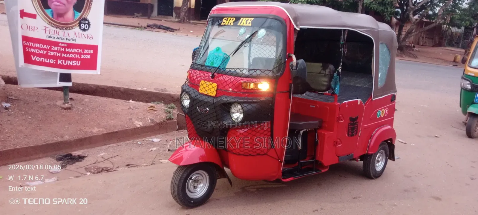 Bajaj RE 2026 Red