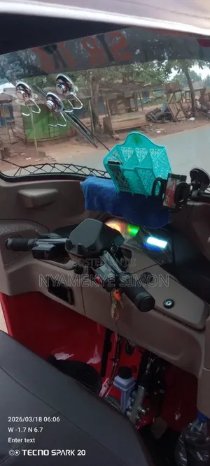 Bajaj RE 2026 Red
