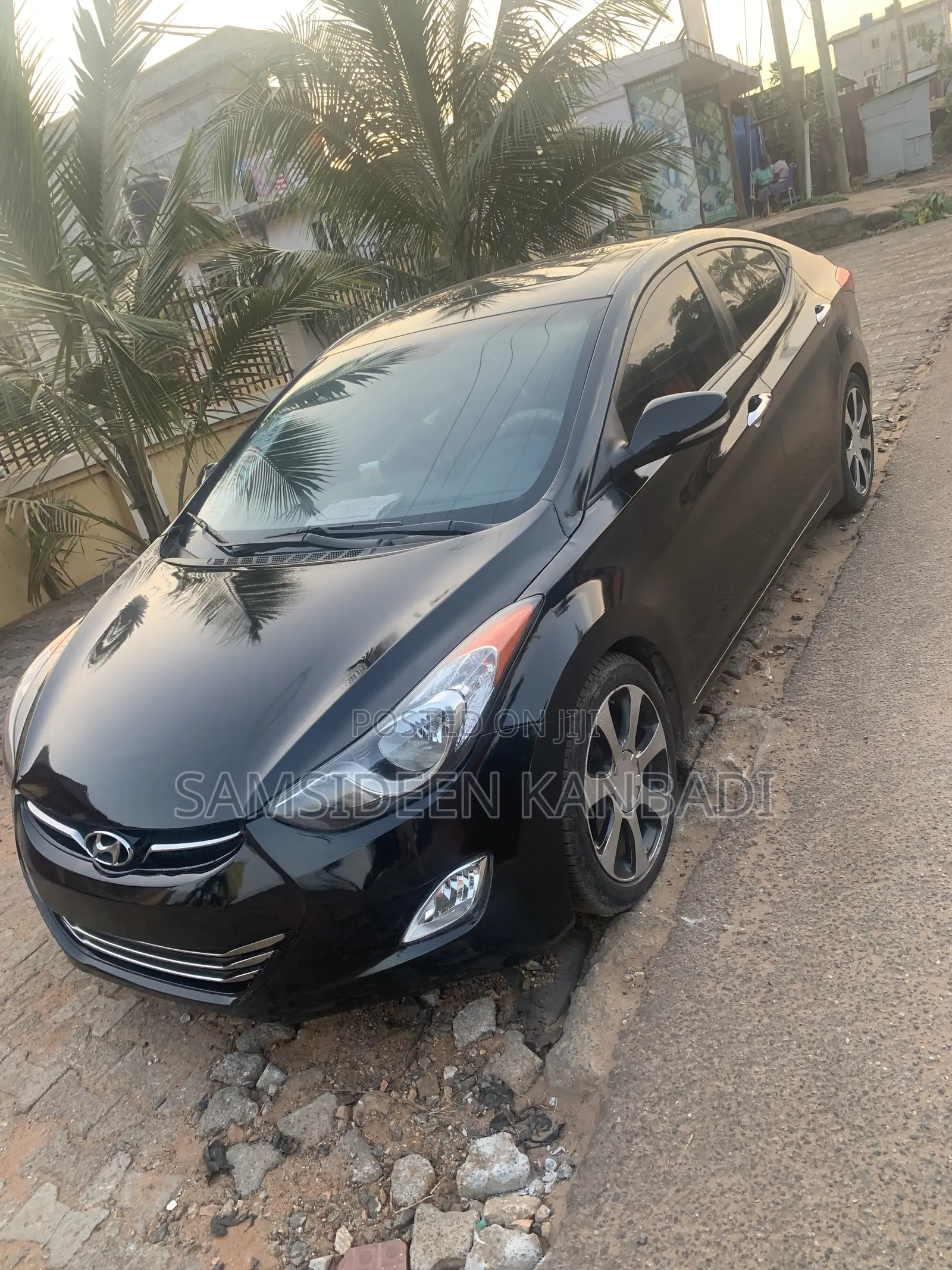 Hyundai Elantra GLS Sedan FWD (1.8L 4cyl 6A) 2013 Black