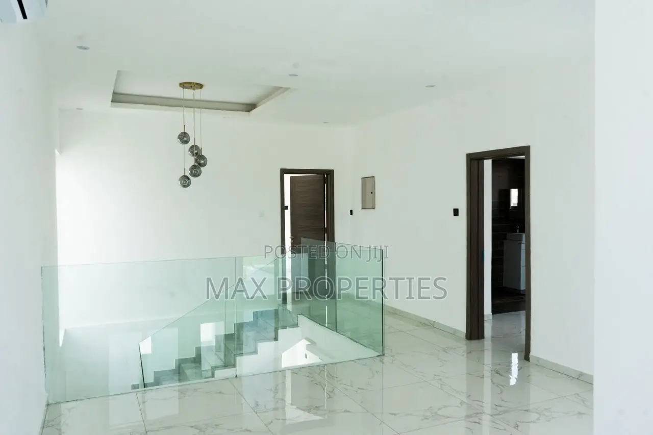 4bdrm House in East Legon for sale