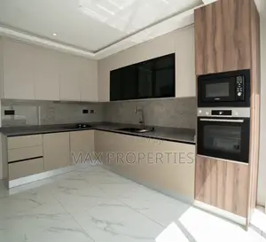 4bdrm House in East Legon for sale