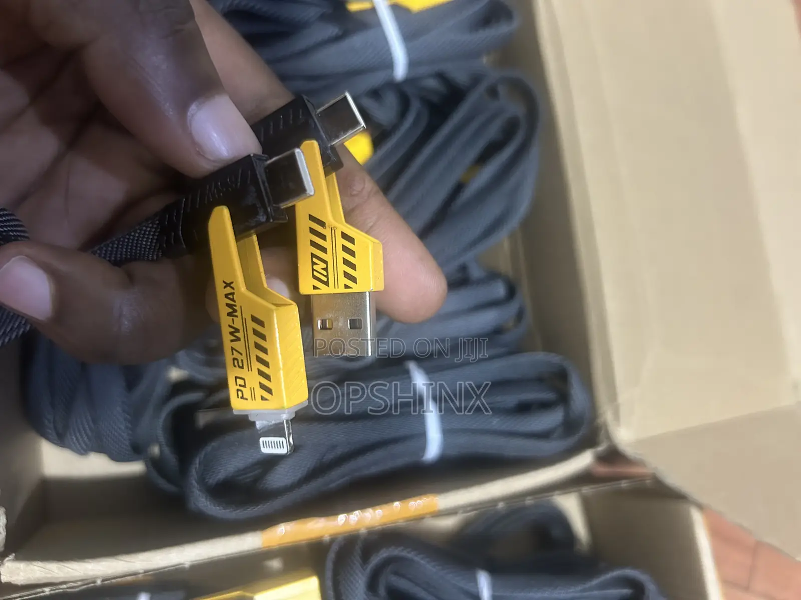 Bumblebee Zinc-Alloy 4 in 1 Data and Charging Cable