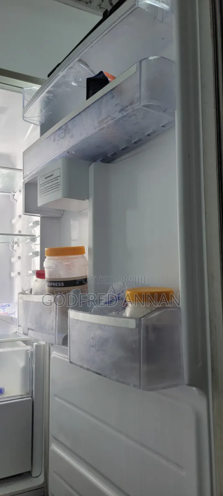 Very Neat and Powerful Lg Fridge