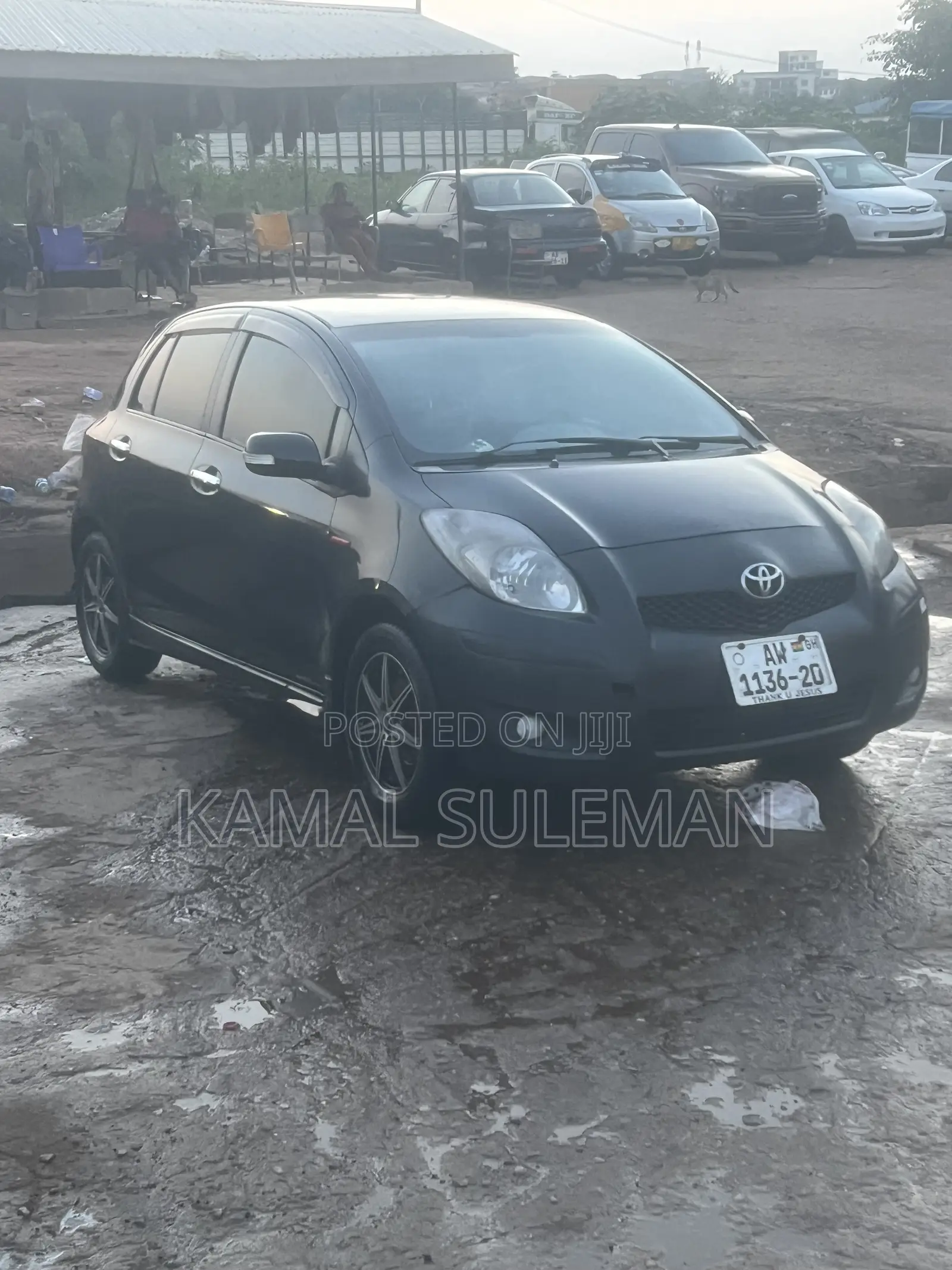 Toyota Vitz 2010 Black