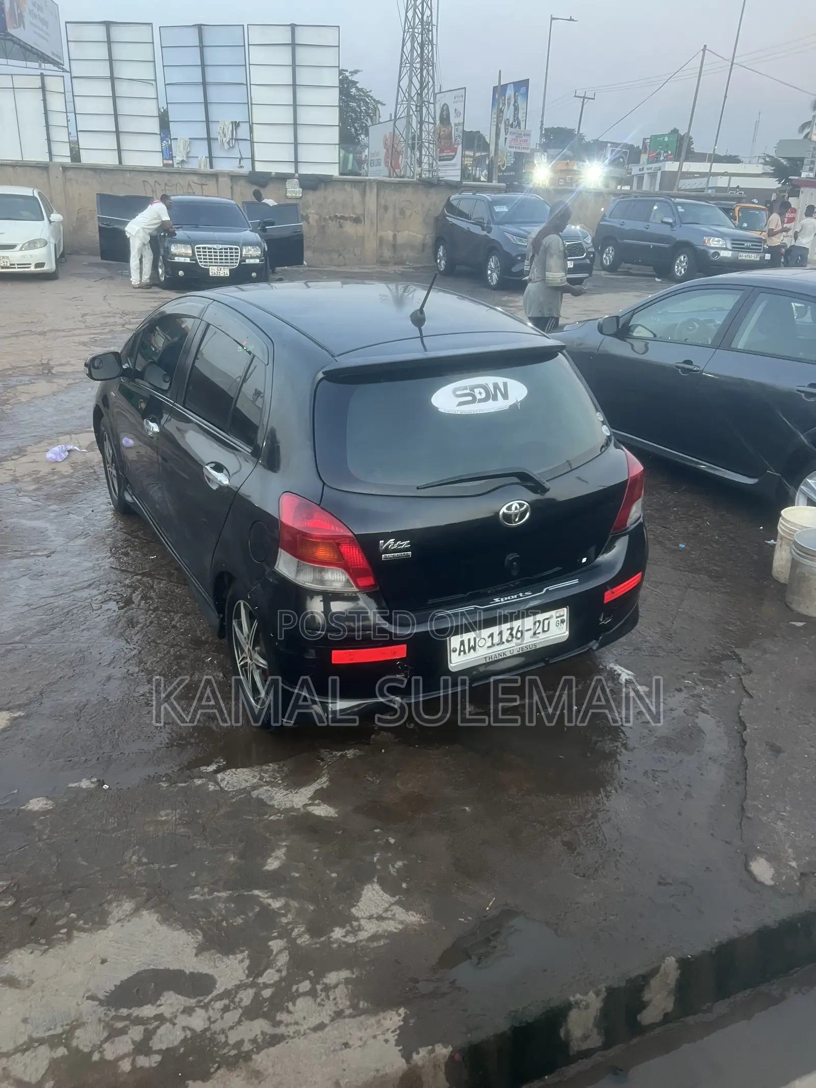 Toyota Vitz 2010 Black
