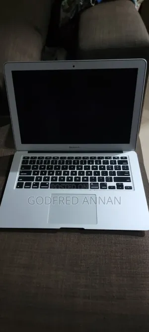 Laptop Apple MacBook Air 2017 8GB Intel SSD 512GB