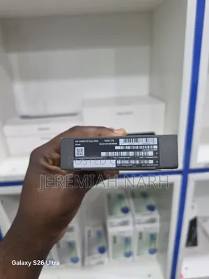 New Samsung Galaxy S26 Ultra 5G 1 TB Silver