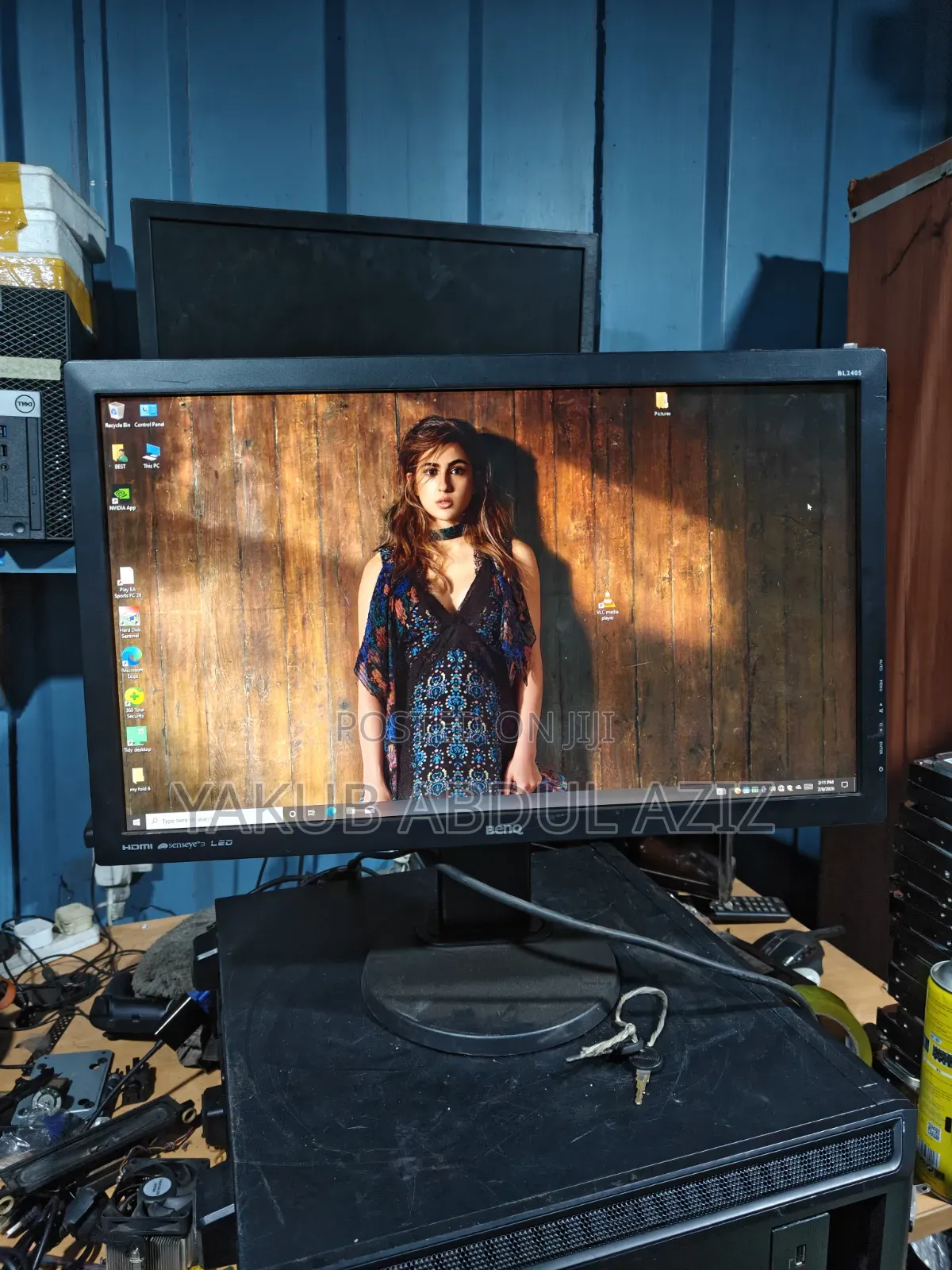 24 Inches Monitor 1080p