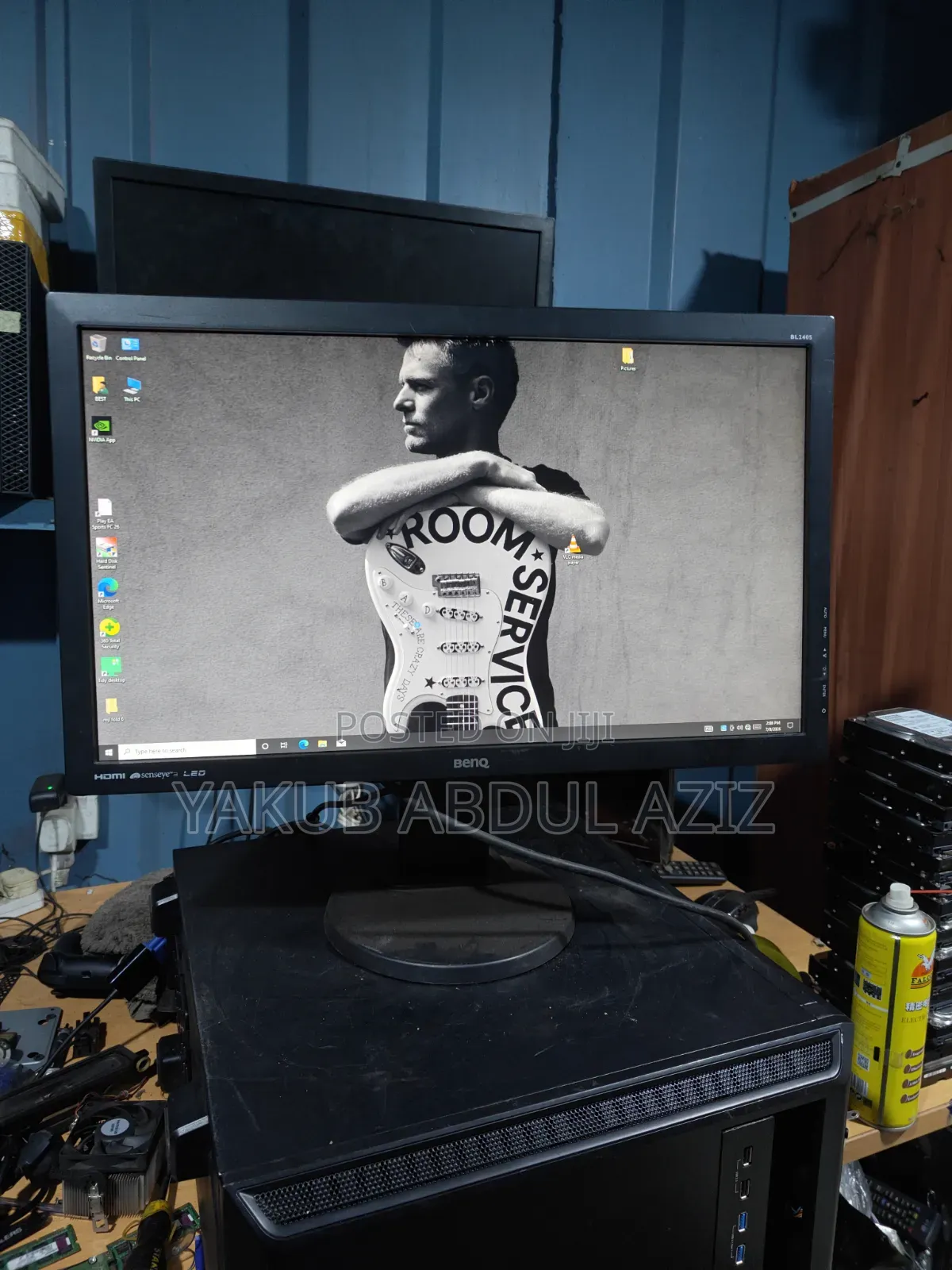 24 Inches Monitor 1080p