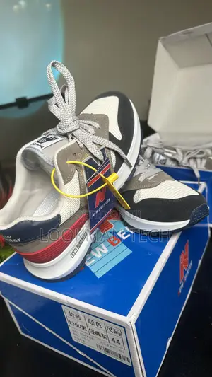 New Balance Sneakers