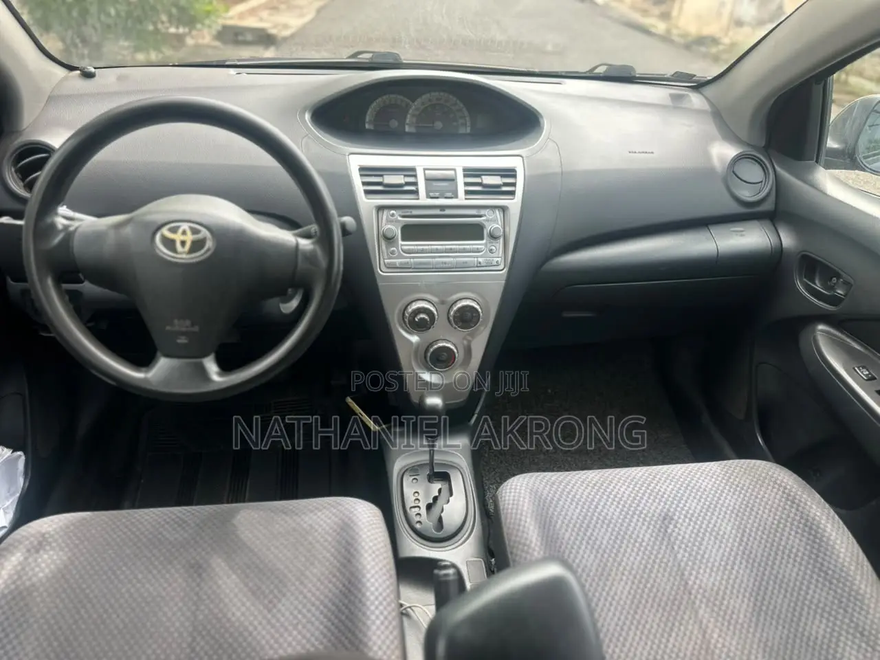 Toyota Yaris 2010 Blue