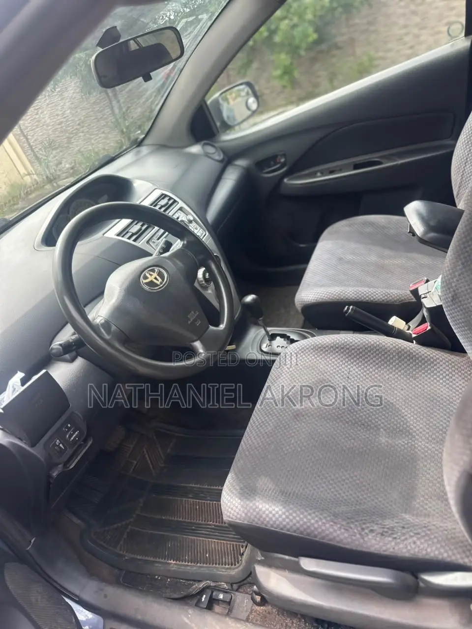 Toyota Yaris 2010 Blue