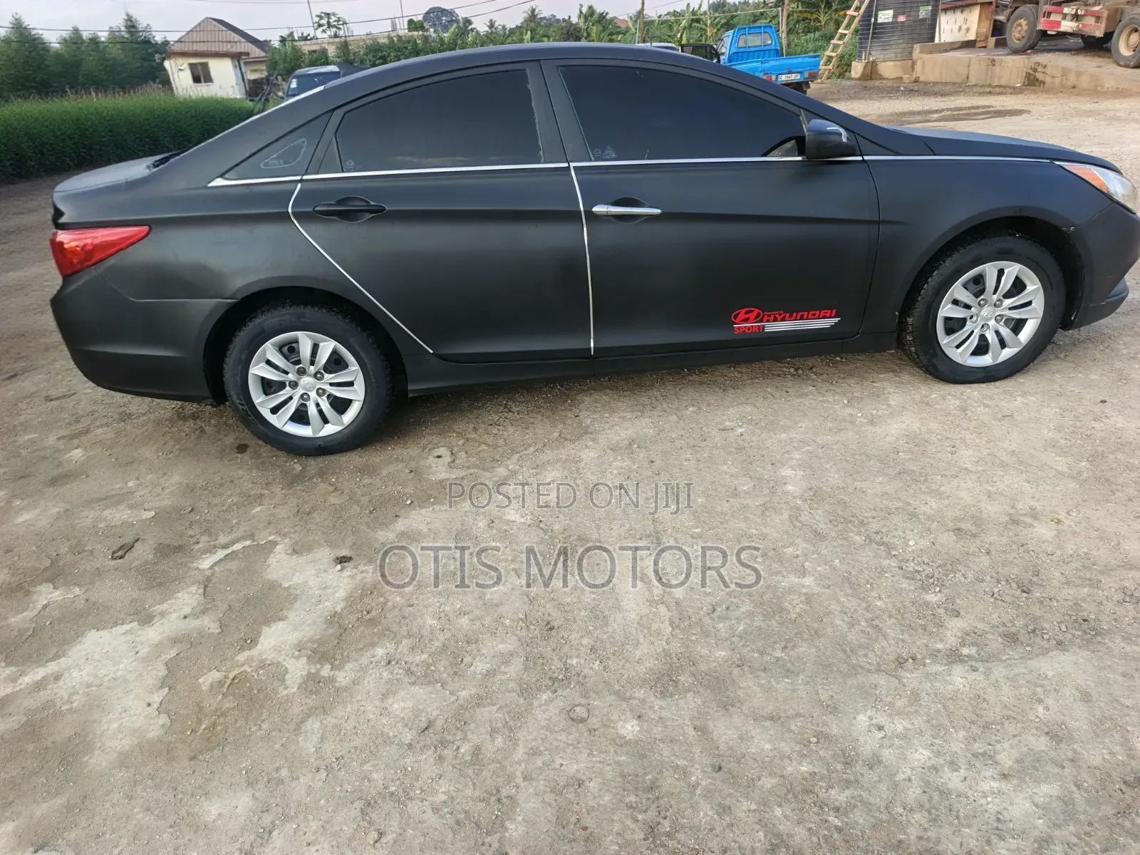 Hyundai Sonata GLS Sedan FWD (2.4L 4cyl 6A) 2013 Matt Black