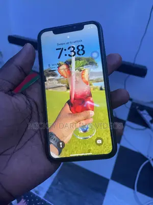 Apple iPhone 11 64 GB Black