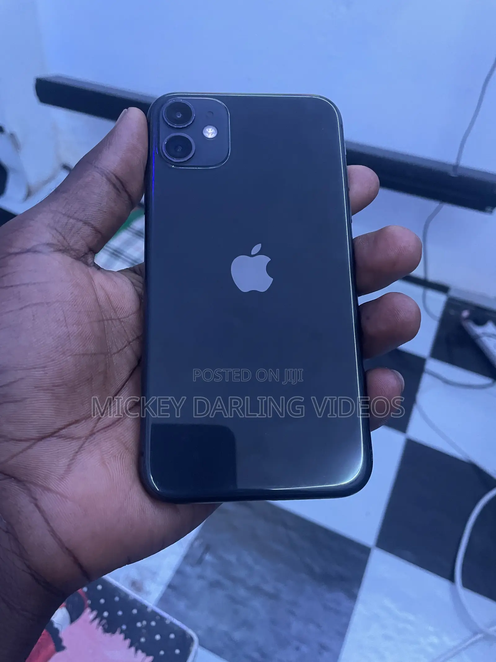 Apple iPhone 11 64 GB Black