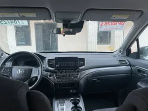 Honda Pilot Touring 8-Passenger 2021 White