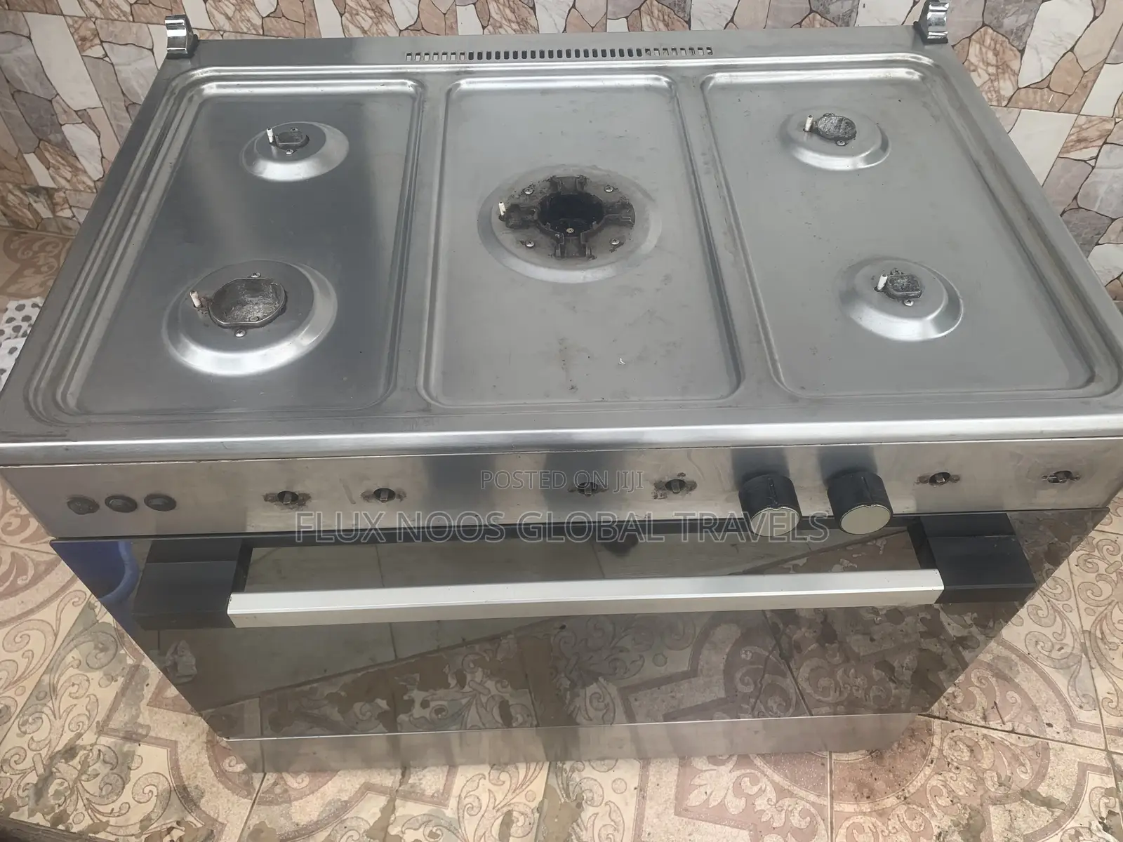 Used High Quality Midea 5 Burner Gas Cooker With Oven Grill.