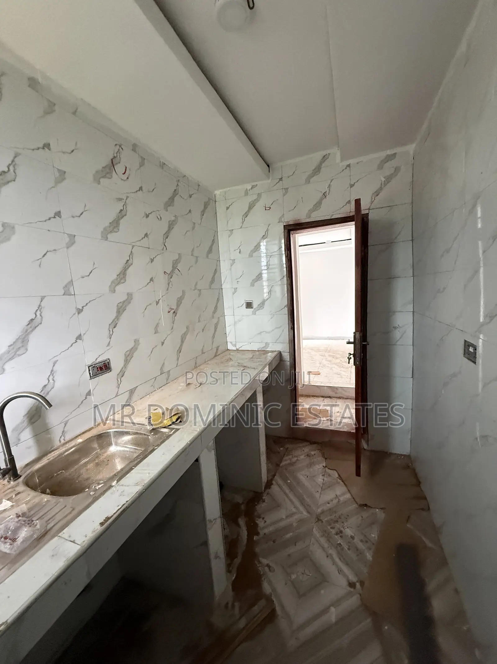 1bdrm Apartment in Mr Dominic Estates, Round About for rent