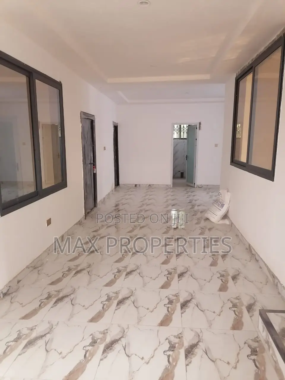 6bdrm House in Amasaman for sale