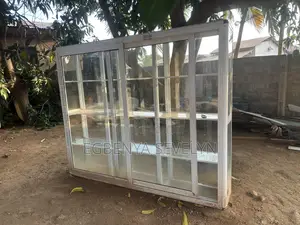 Show Case Glass