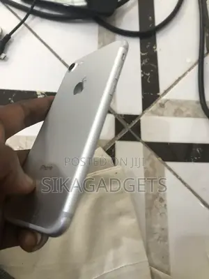 Apple iPhone 7 128 GB White
