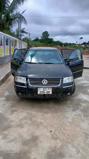 Volkswagen Passat 2009 Black
