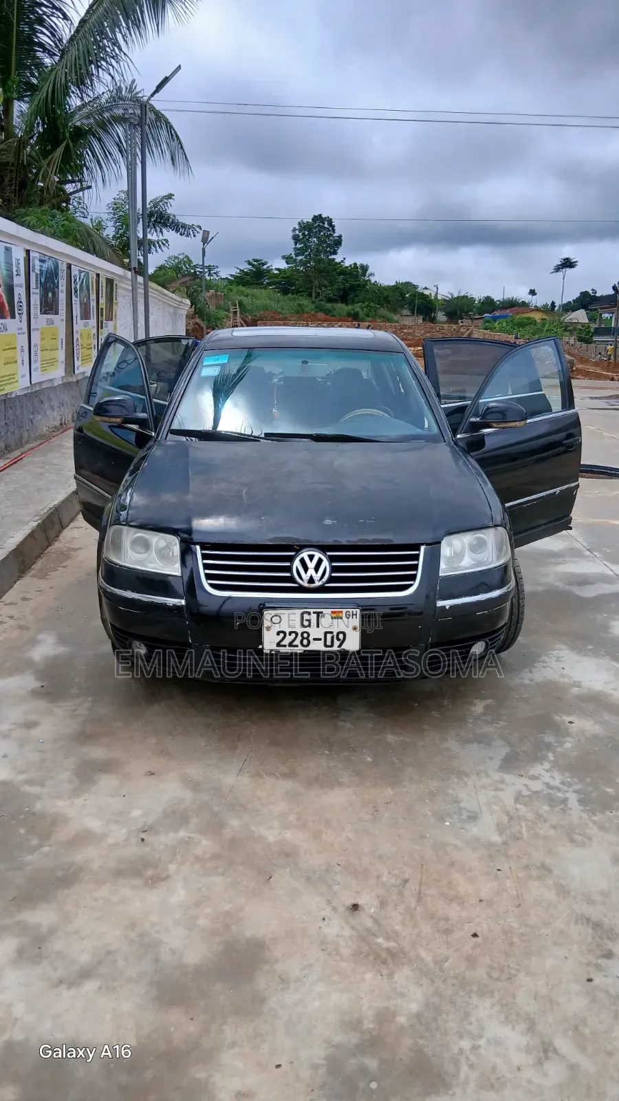 Volkswagen Passat 2009 Black