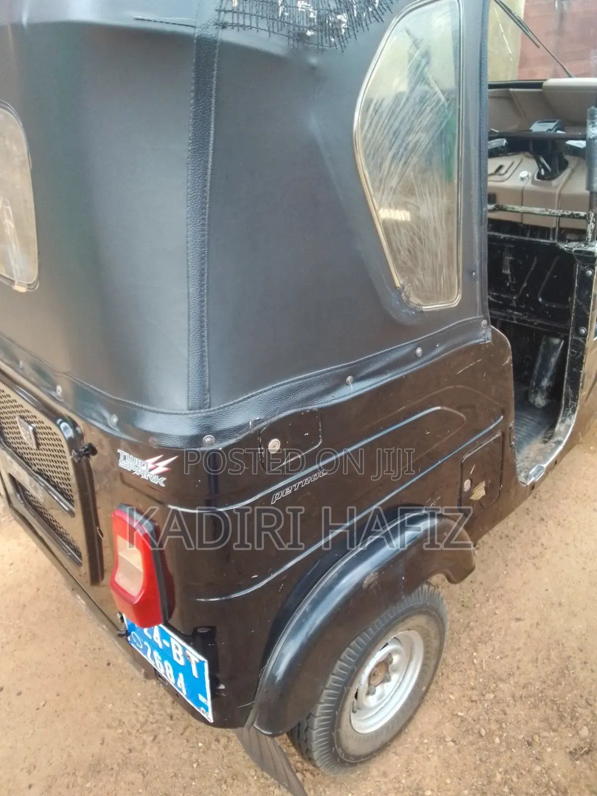 Bajaj RE 2024 Black