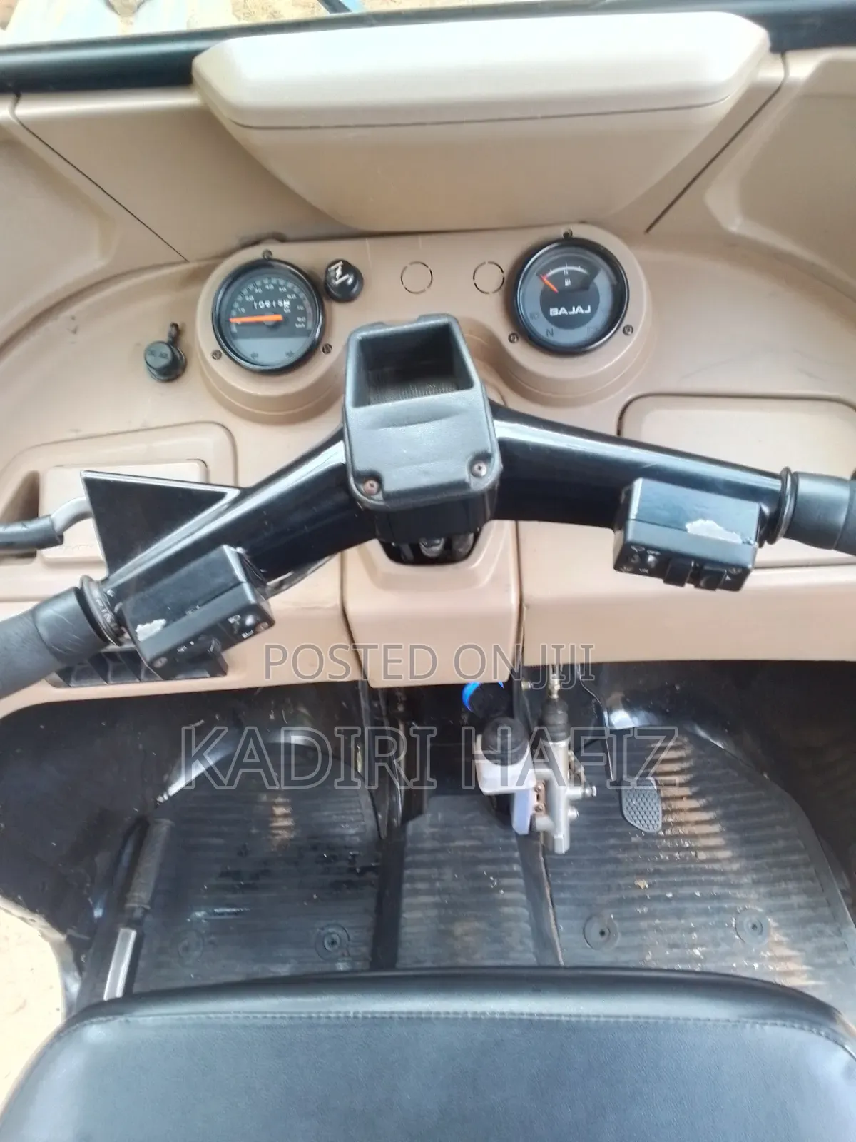 Bajaj RE 2024 Black