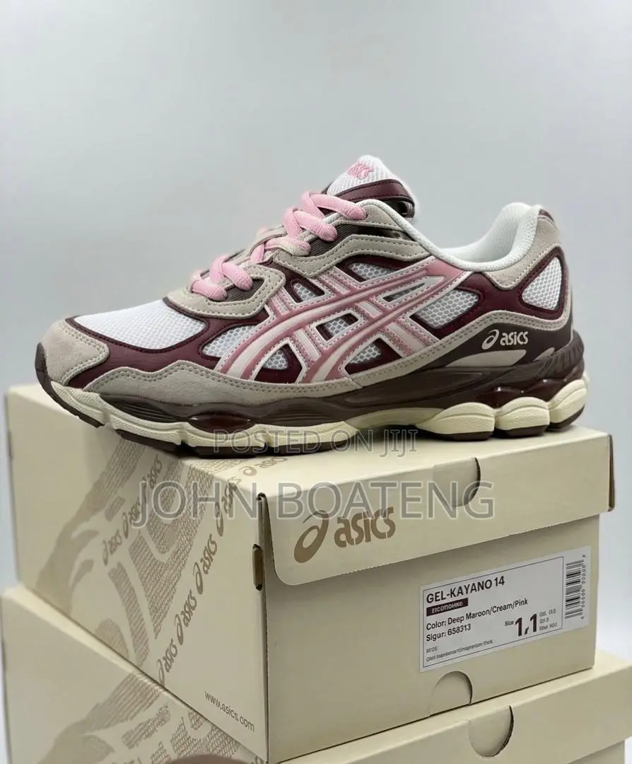 Dope World Sneakers