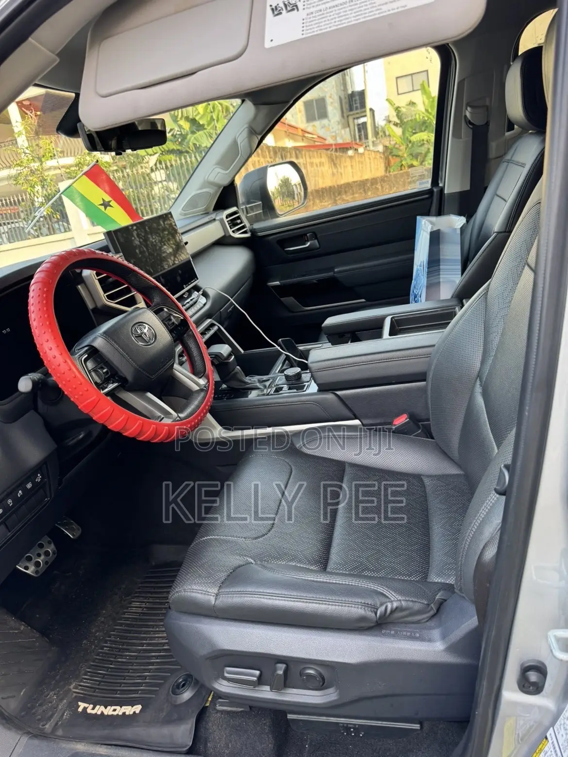 Toyota Tundra 2024 Gray