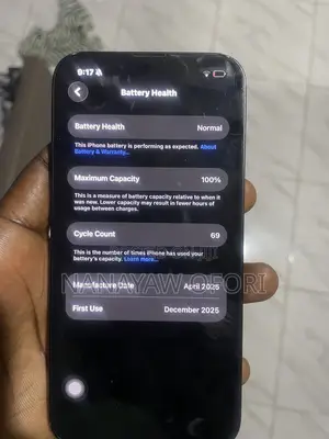 Apple iPhone 16e 128 GB Black