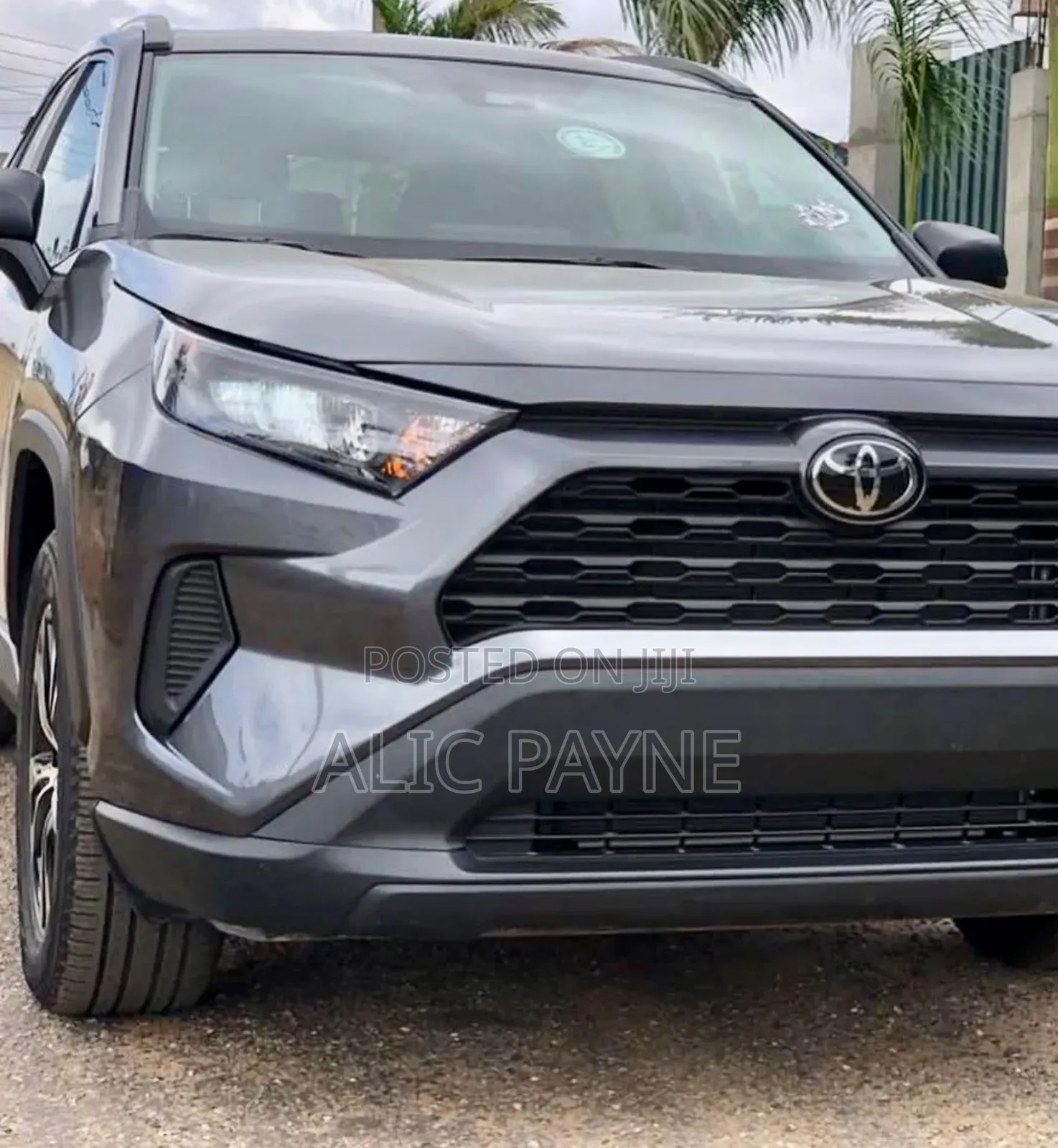 Toyota RAV4 LE 2021 Gray