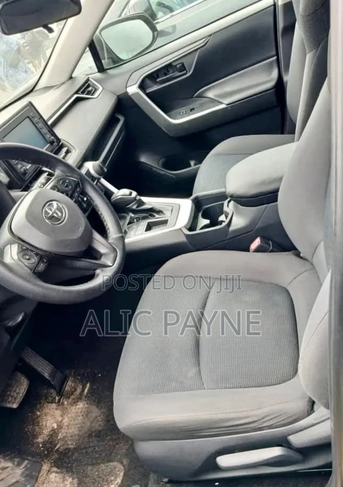 Toyota RAV4 LE 2021 Gray