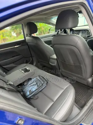 Hyundai Elantra Limited 2020 Blue