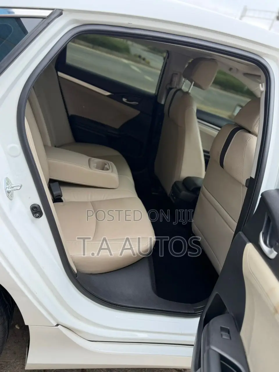Honda Civic Touring Sedan 2019 White