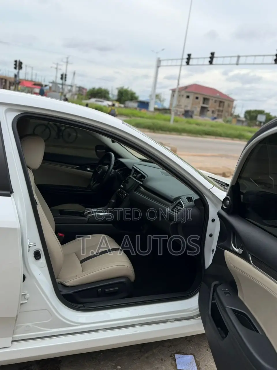 Honda Civic Touring Sedan 2019 White