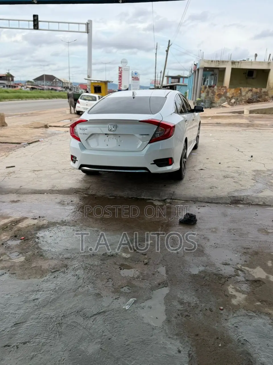 Honda Civic Touring Sedan 2019 White