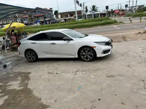 Honda Civic Touring Sedan 2019 White