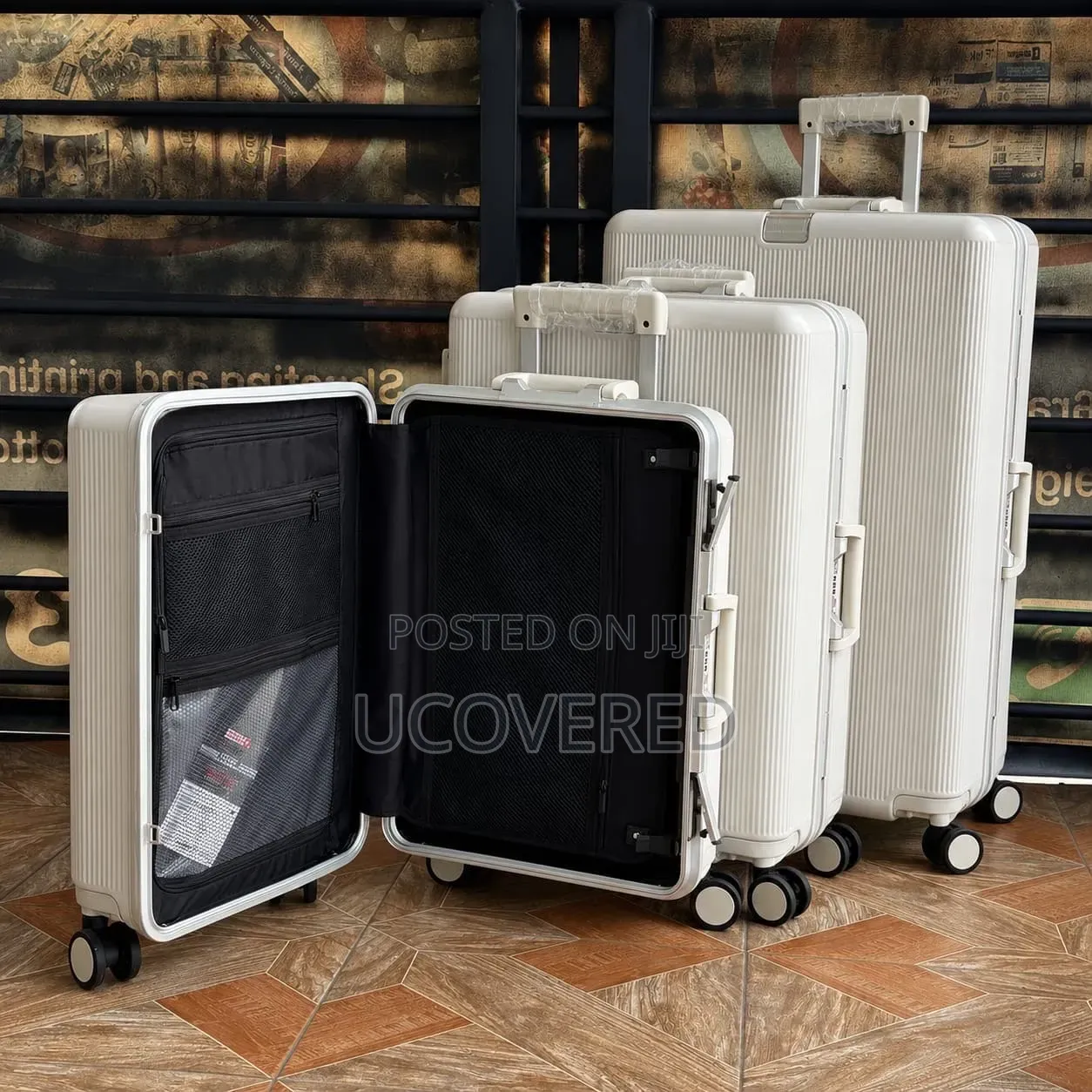 Hardshell Luggage Set in Various Colors