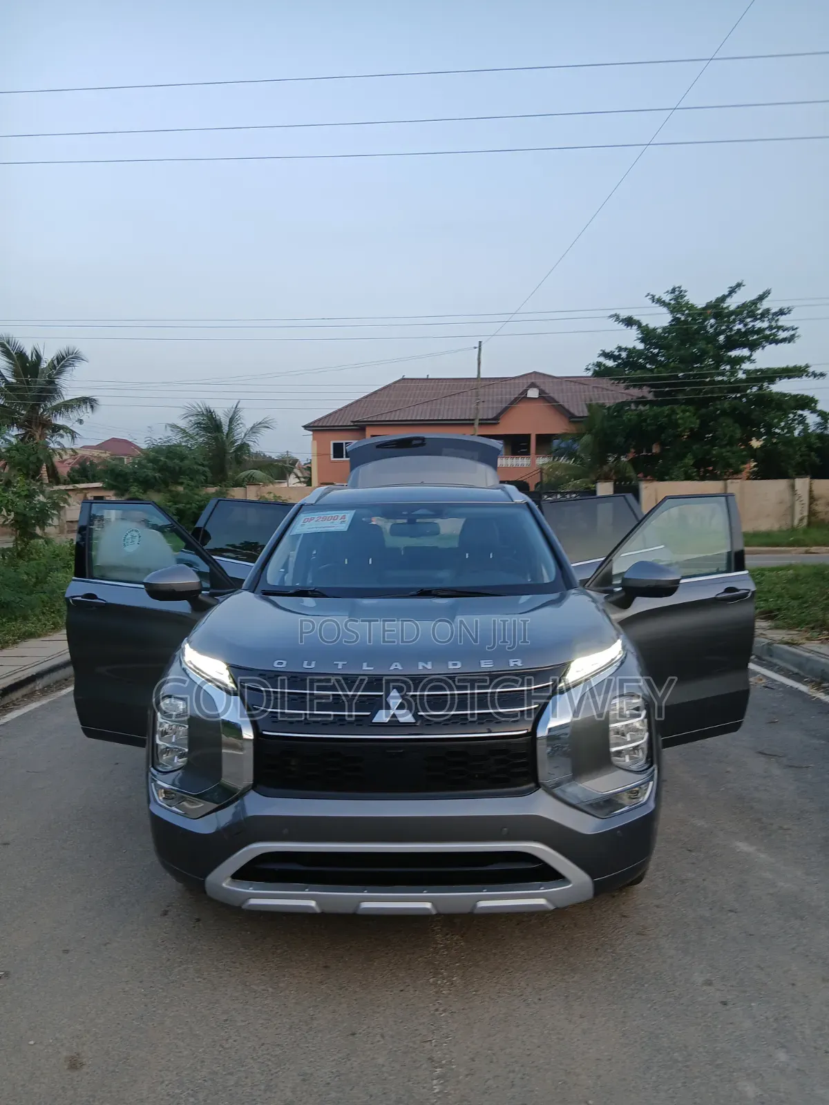 Mitsubishi Outlander SEL Launch Edition 2022 Gray