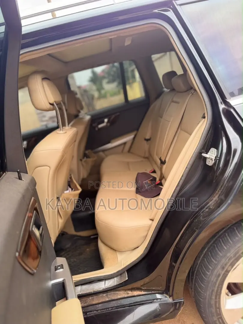 Mercedes-Benz GLK-Class 2010 Black