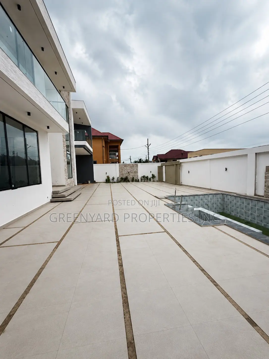 4bdrm House in Adjiringanor, East Legon for sale