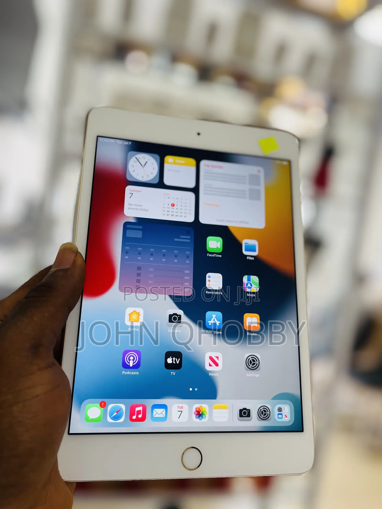 Apple iPad mini 4 128 GB Silver