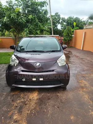 Toyota Vitz 1.0 FWD 3dr 2011 Brown