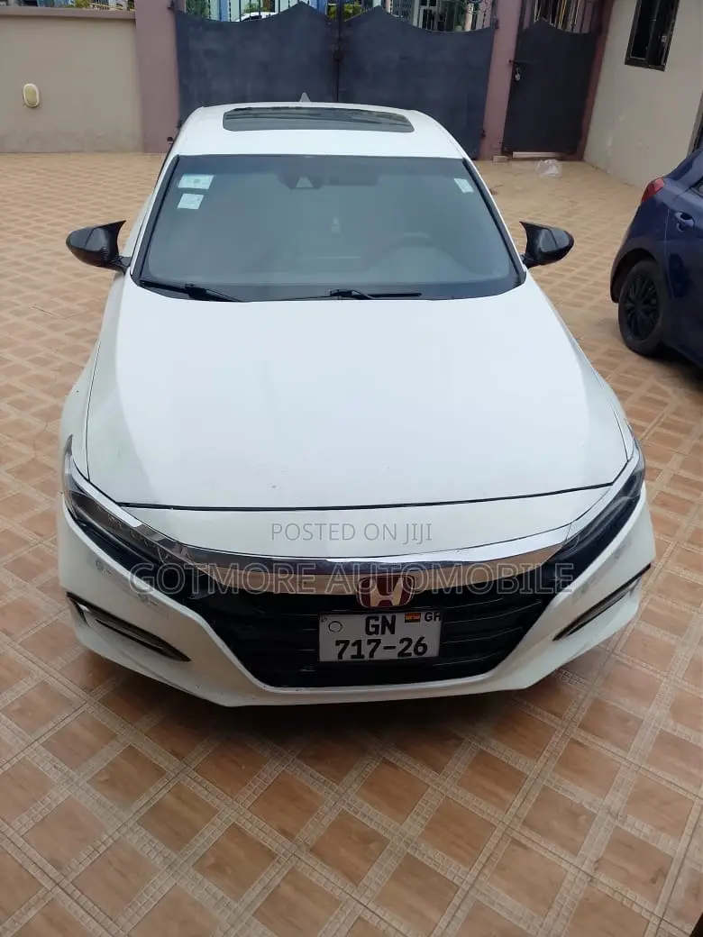 Honda Accord EX 2018 White