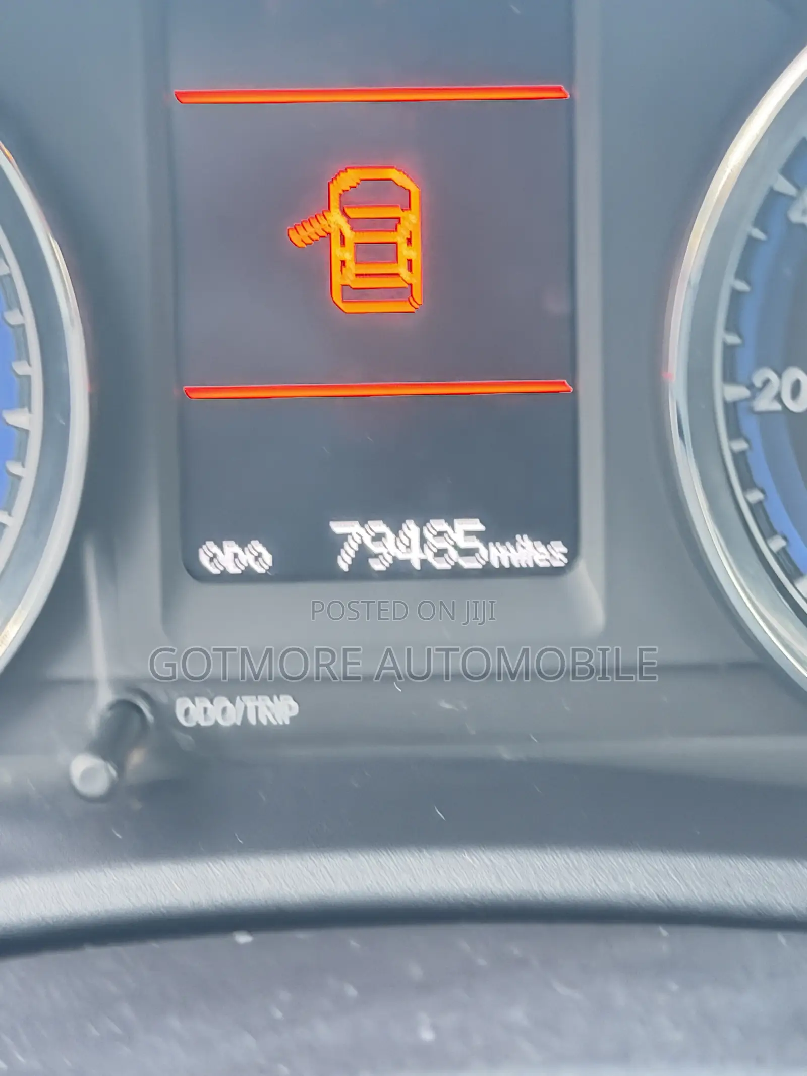 Toyota Corolla LE 4dr Sedan (1.8L 4cyl CVT) 2017