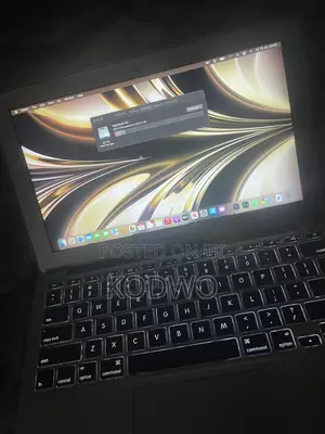 New Laptop Apple MacBook Air 4GB Intel Core i5 HDD 256GB