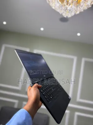 New Laptop Dell Latitude 12 5280 8GB Intel Core i7 SSD 256GB